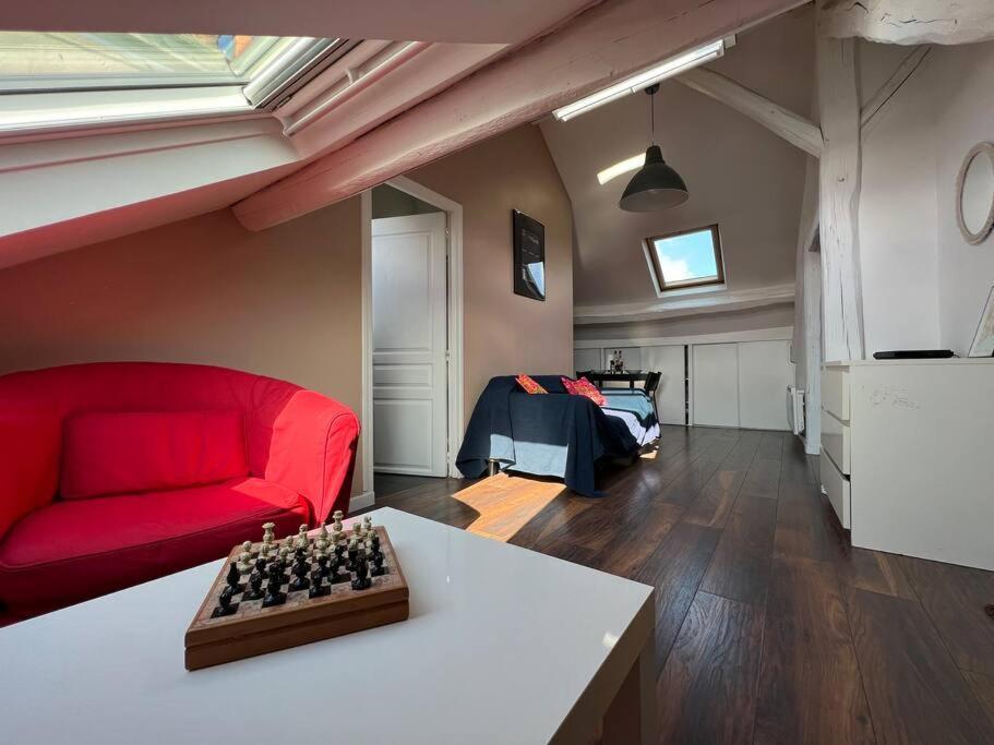 Bright Studio Apartment - ฟงแตนโบล ภายนอก รูปภาพ