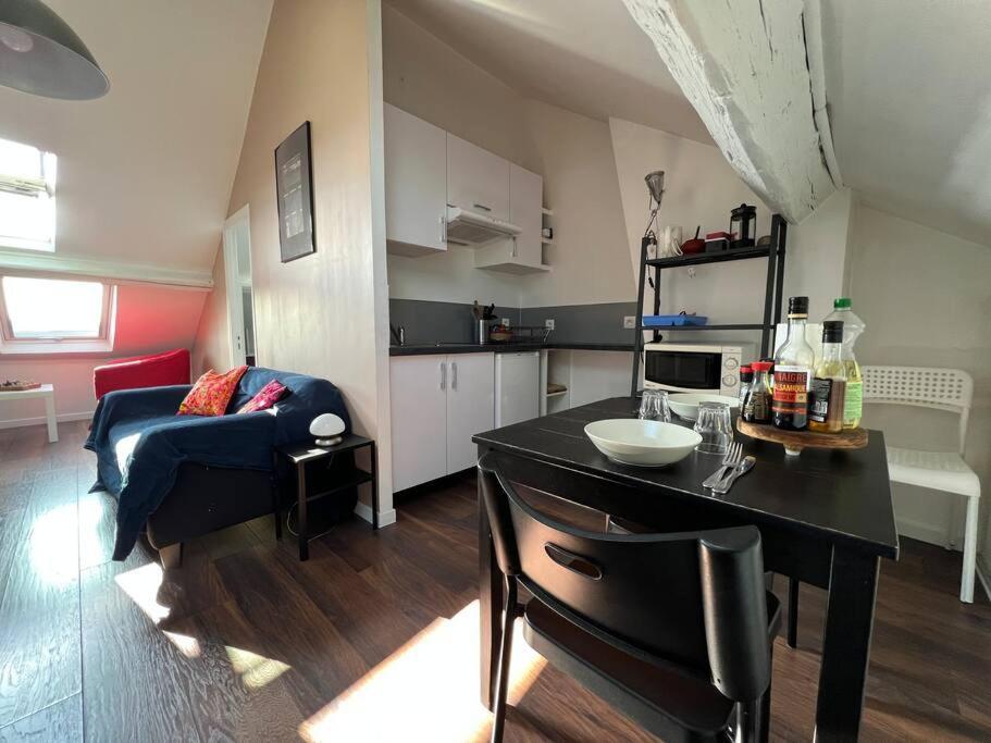 Bright Studio Apartment - ฟงแตนโบล ภายนอก รูปภาพ